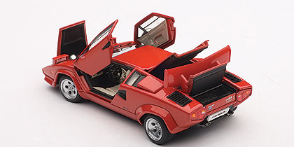 Lamborghini Countach LP 5000 S - döküm modeli - AutoArt 54531